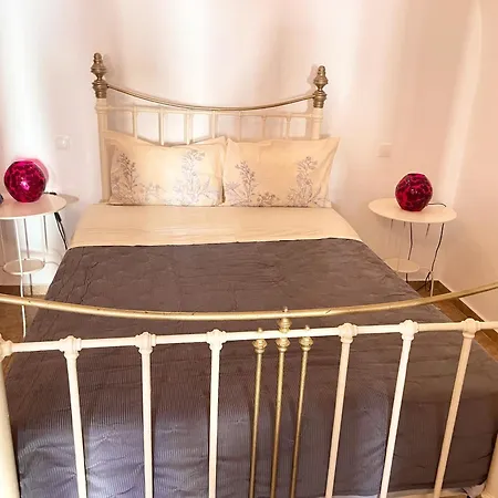 Santorini In Megalochori * Μεγαλοχώρι