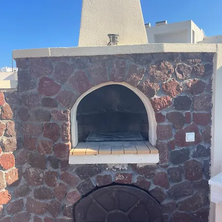 Santorini In Megalochori Μεγαλοχώρι
