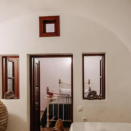 Santorini In Megalochori Villa