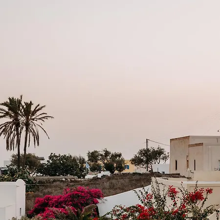 فيلة Santorini In Megalochori *