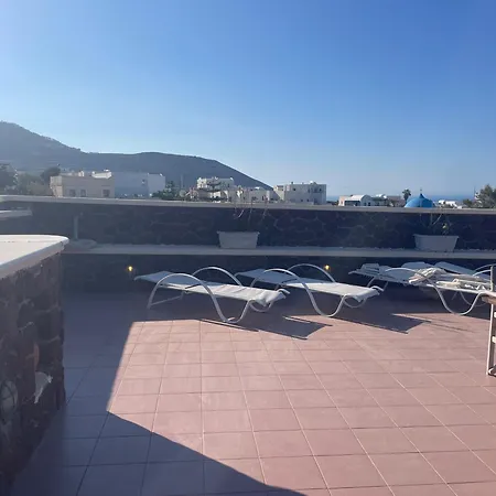 فيلة Santorini In Megalochori